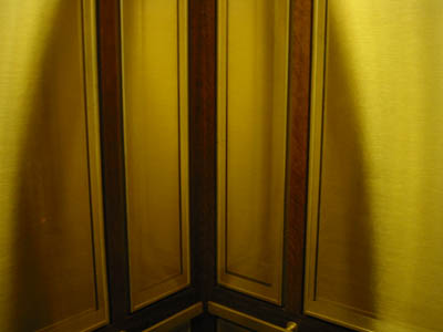 100-0046_IMG