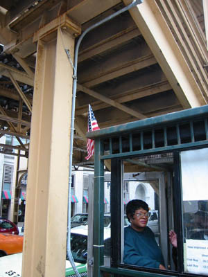 102-0208_IMG