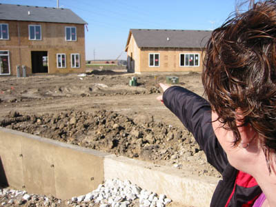 107-0758_IMG