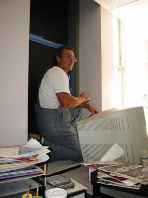 277-7744_IMG