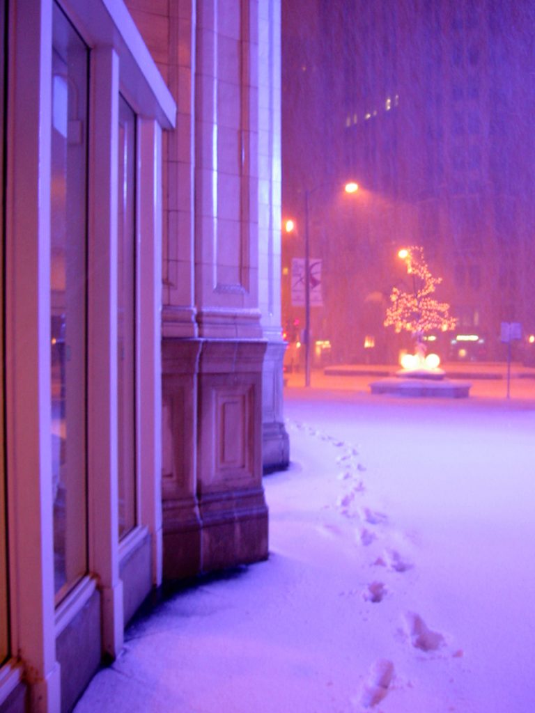 Wrigley Building in purple light, January 2002